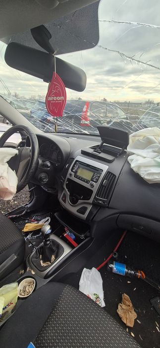 Хюндай И30 1.6 CRDI 116hp 2009г