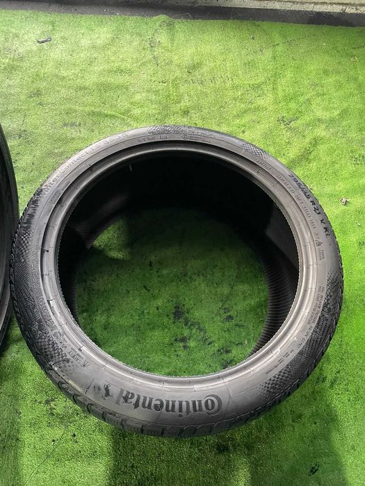 Anvelope iarnă 295/35/21 - 265/40/21 Continental