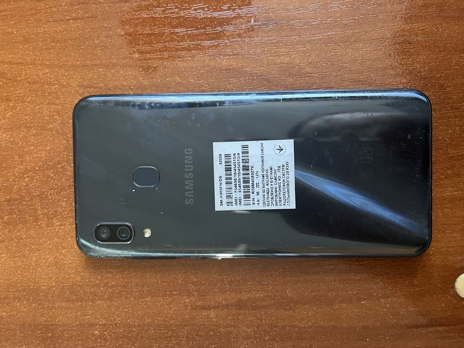 Продам Самаунг а30