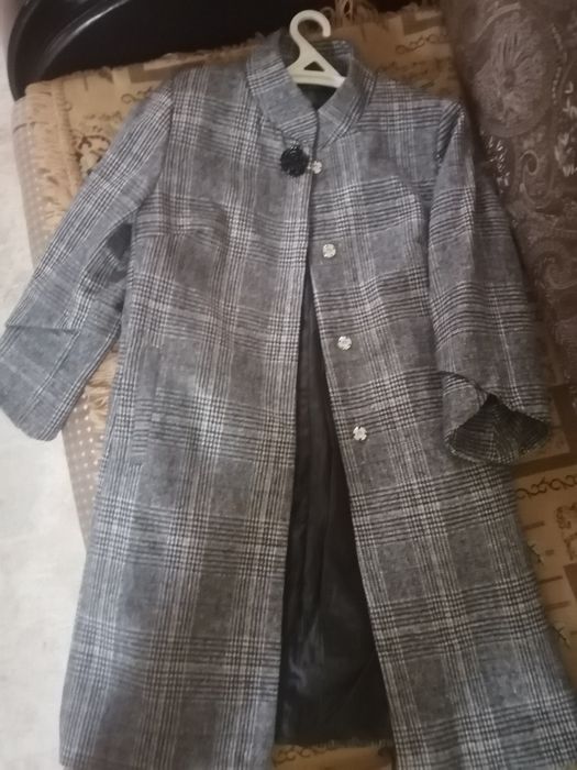 Продам женское пальто