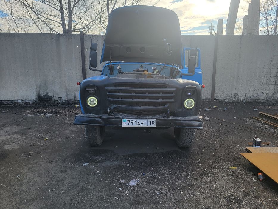 Илосос зил за ходу