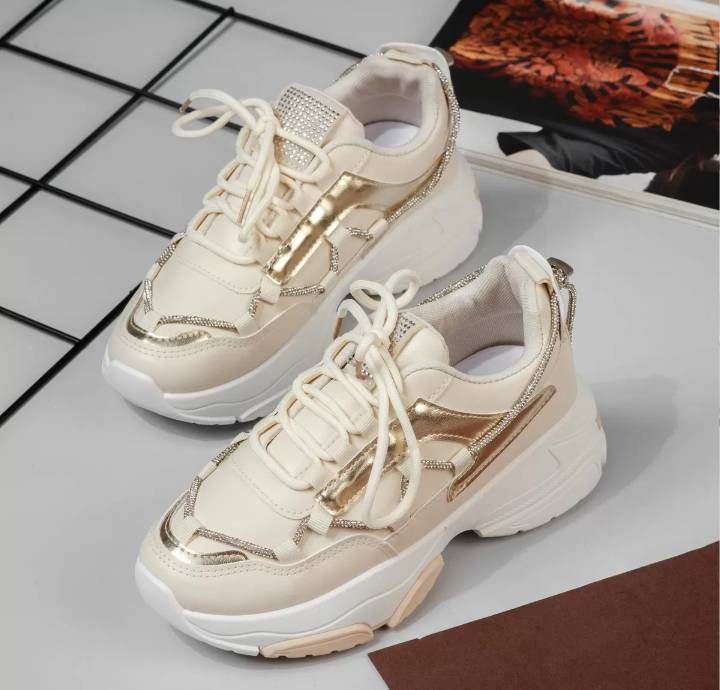 Дамски бежови маратонки 38 номер