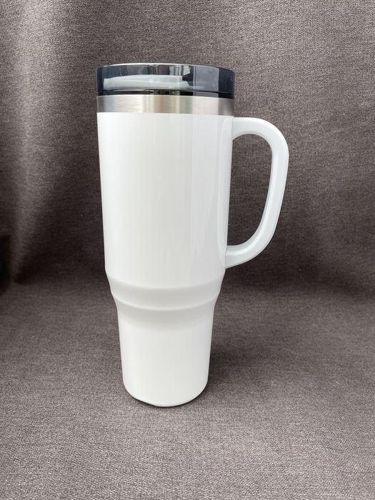 Продам новую термокружку