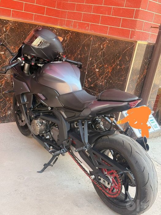 QJ Moto 6000 kubali

Максималка 240+
Глушитель Акрапович(тихий зв