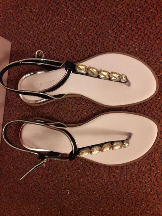 Сандали с камъни и кожени каишки
