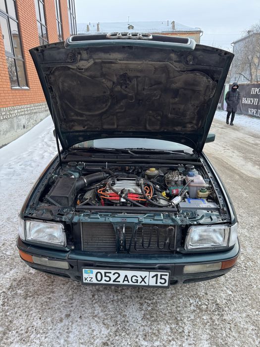 Продам Ауди Б4 универсал