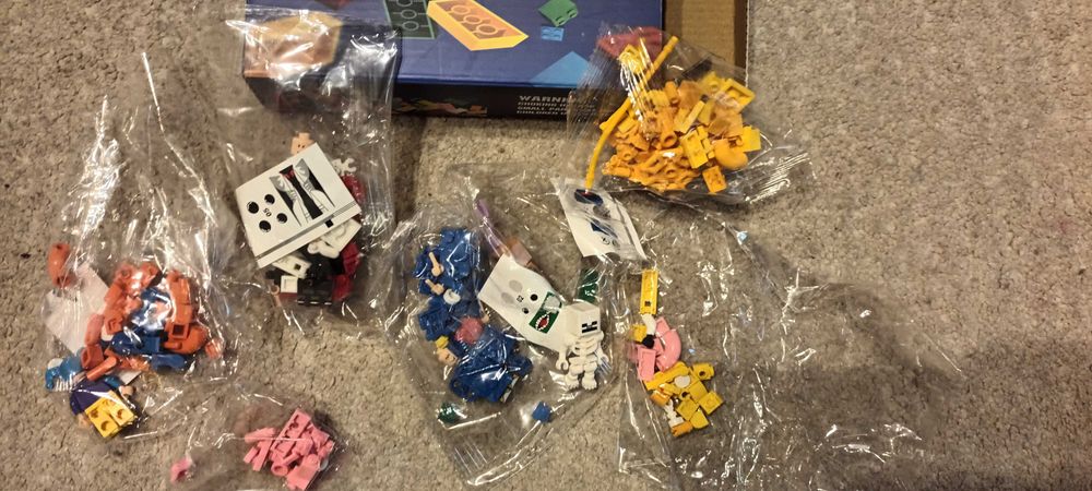 Детски подобни на лего фигурки, над 6 години