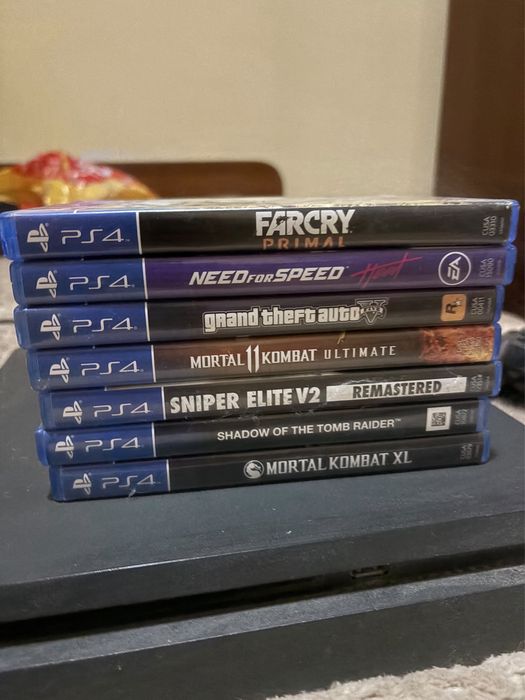 Playstation 4 slim