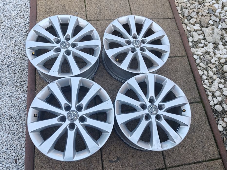 Vând jante de aliaj Opel Meriva B,Astra H,Zafira B 5/110/17 imp German