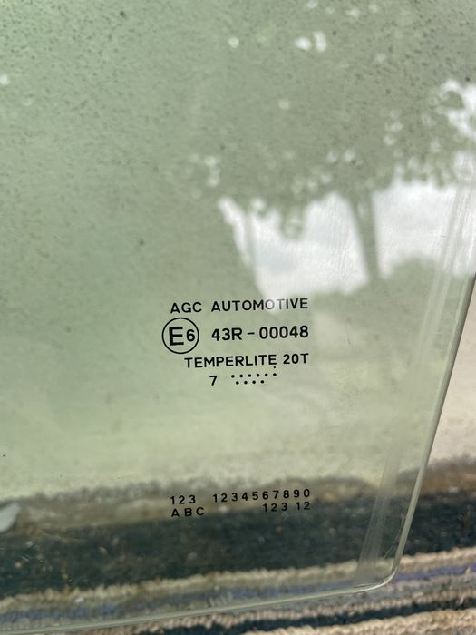 Peugeot 307 2004 стъкло