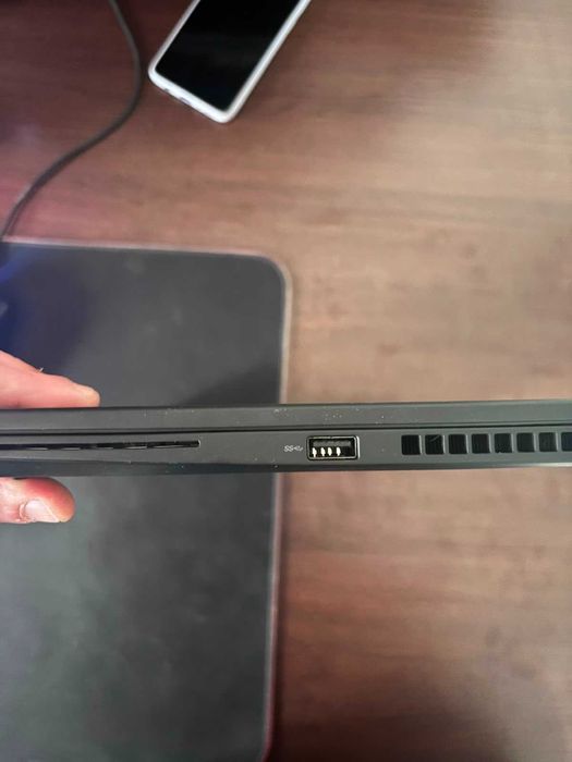 Laptop Lenovo Thinkpad T14S generatia 4 negociabil