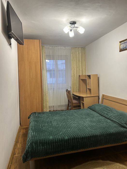 Inchiriez apartament 3 camere