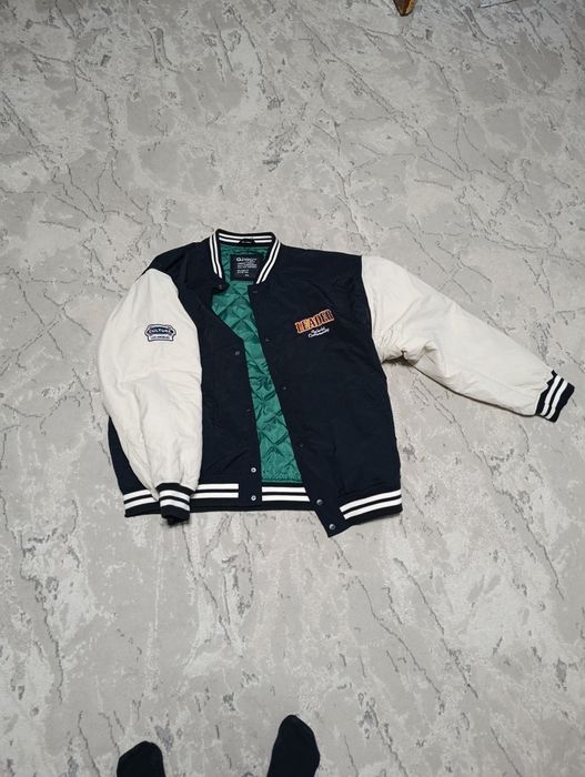 Продам куртку бомбер