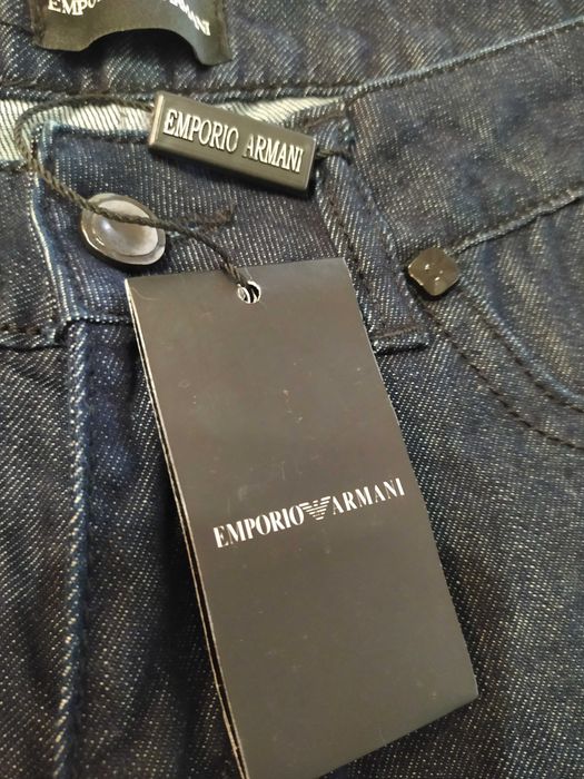 НОВИ дамски дънки Emporio Armani – кожени детайли, дълги – размер 28