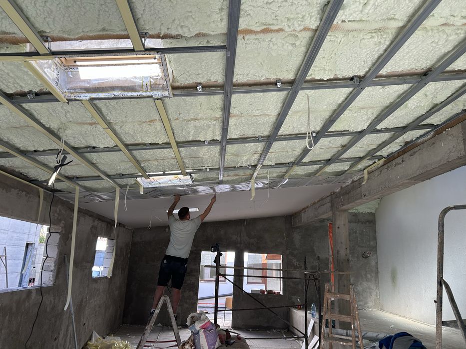 Execut Lucrari interioare - Rigips - Gresie si Faianta - Finisaje de calitate (Lux Stucco venetian )
