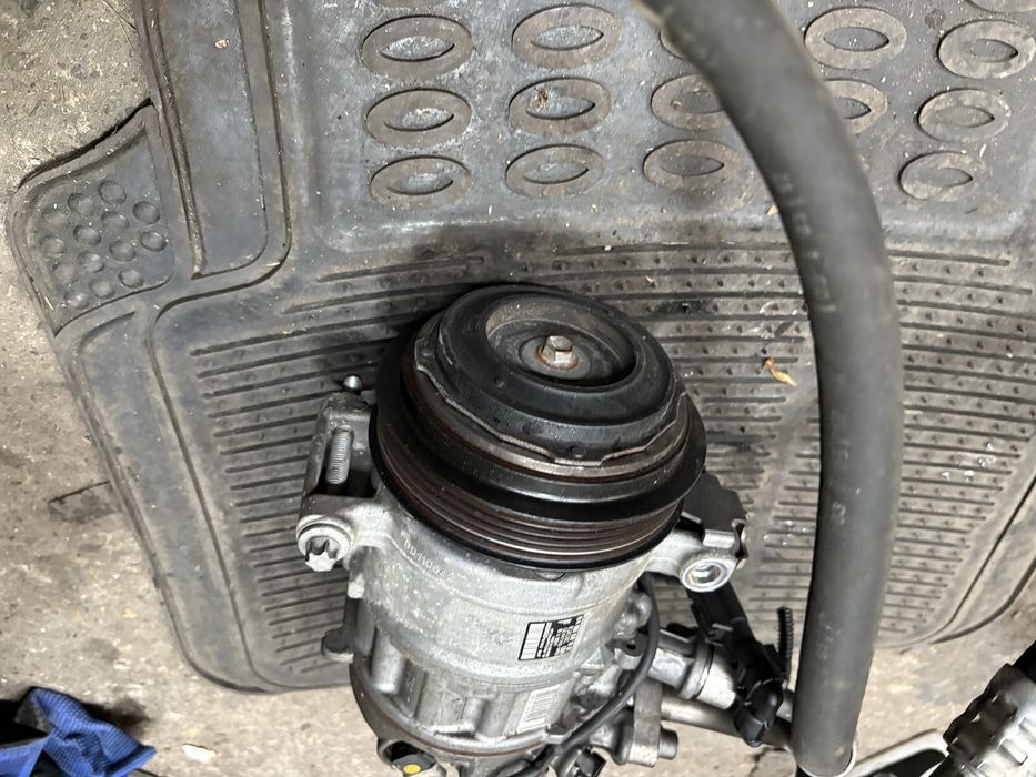 Mercedes w213 2.2cdi 194 кс Компресор Климатик