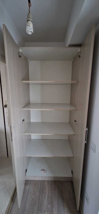 Mobilier living si dormitor