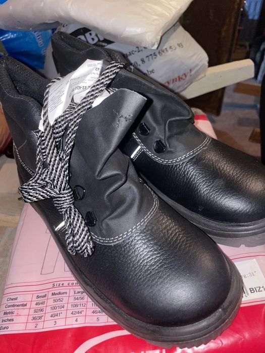 Сэйфти ботинка 42 размер, новый