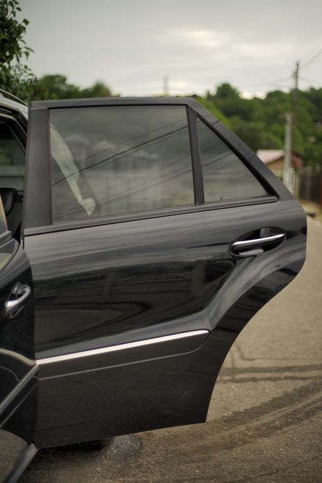 Usa stanga dreapta fata spate Mercedes ML W164 negru capota aripa bara