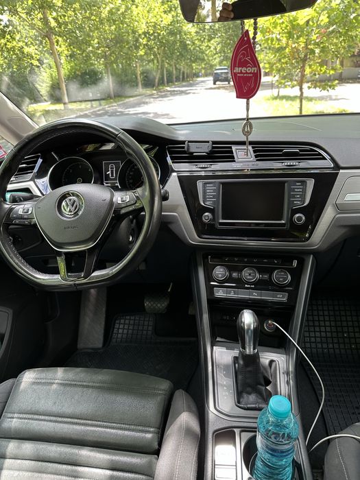 Volkswagen Touran 2016