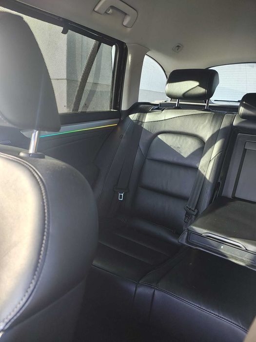 Skoda Superb 2 L&K   Mașina este 4x4