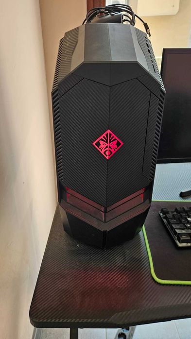 Настолен компютър HP OMEN