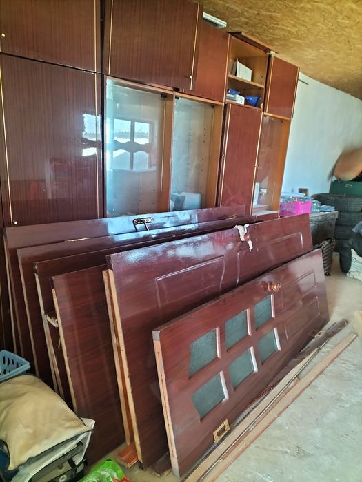 Продается двери 10 штук