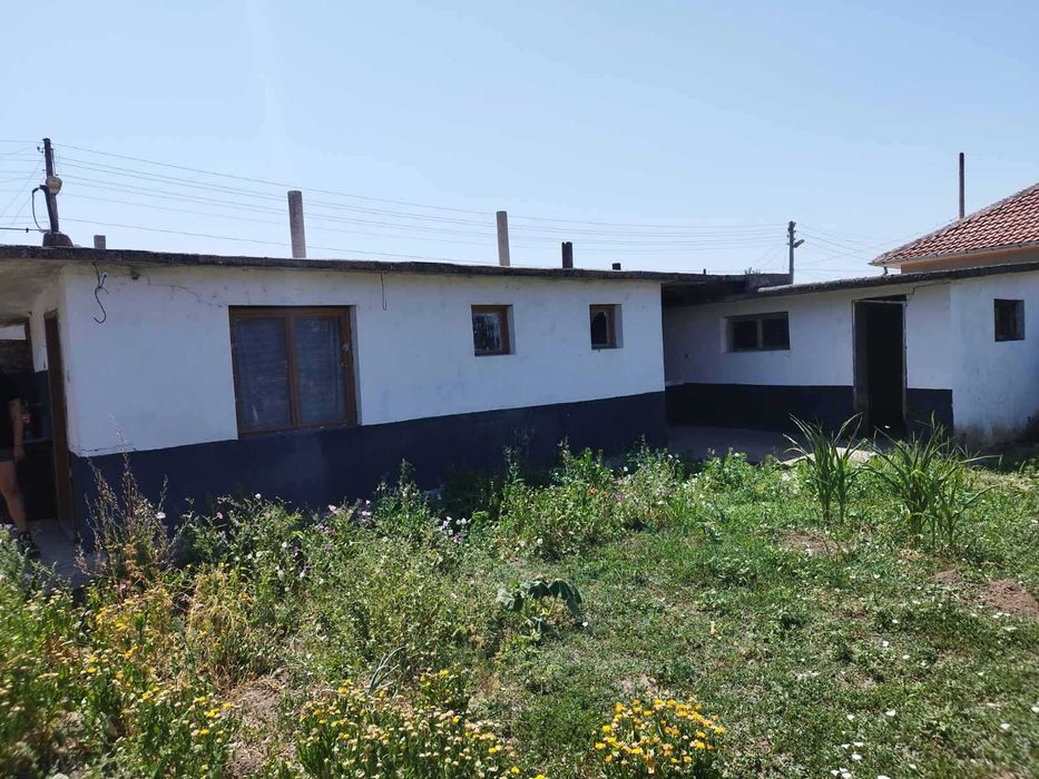 Продава се Къща в с. Братя Даскалови, Област Стара Загора - 70 кв.м за 286 €/кв.м - Снимка #1