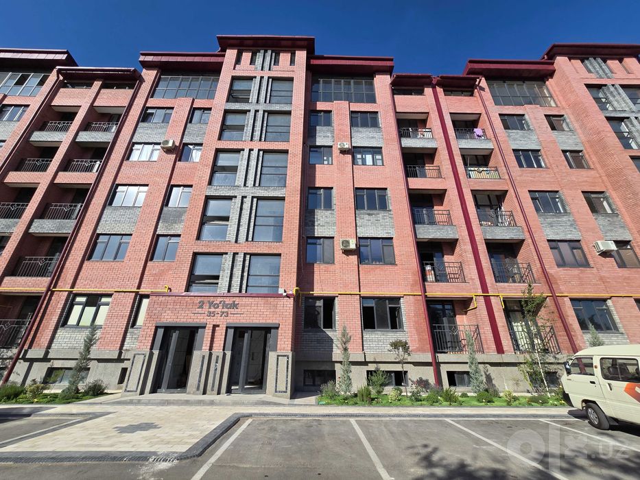 СРОЧНО !! Проодается квартира в Яшнабаде 1/1/6 (42 кв/м) ЖК Grand City