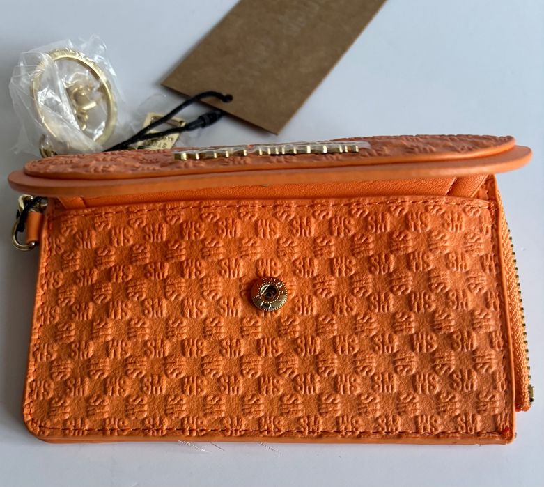 Дамски портмонета Steve Madden с ключодържател