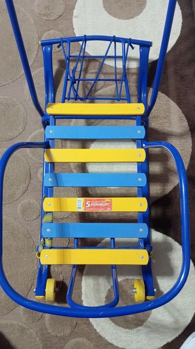 Продам санки детские