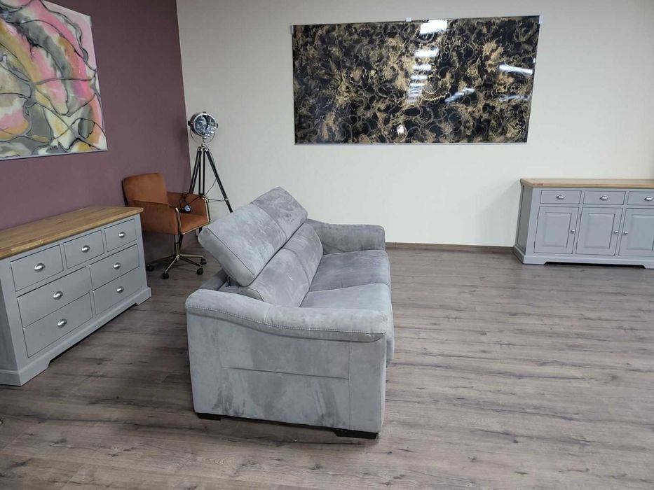 Светло сив диван тройка от плат с функция сън