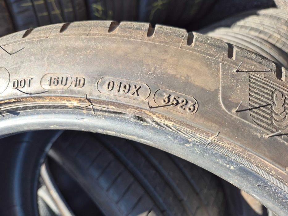 2 Anvelope de VARA - 275/35/19 - Michelin Pilot Sport 4S * OEM BMW M - CA NOI - DOT 2023 !