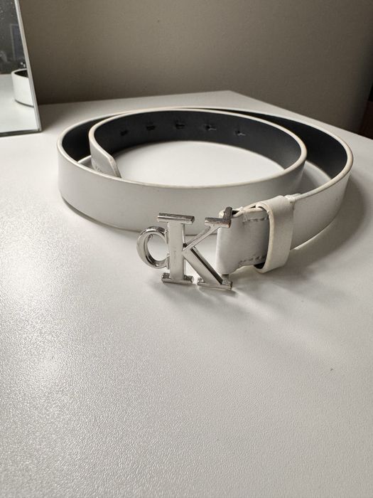 Бял колан Calvin Klein