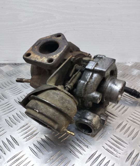 Turbina  Turbo Turbosuflanta 2.0 d 2247297G BMW Seria 3 E46