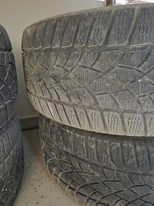 4 броя зимни гуми Dunlop sp winter sport 3d 275 35 R21 цола инча 275/35/21 дънлоп зима зимна гума275/35 21 21 цола