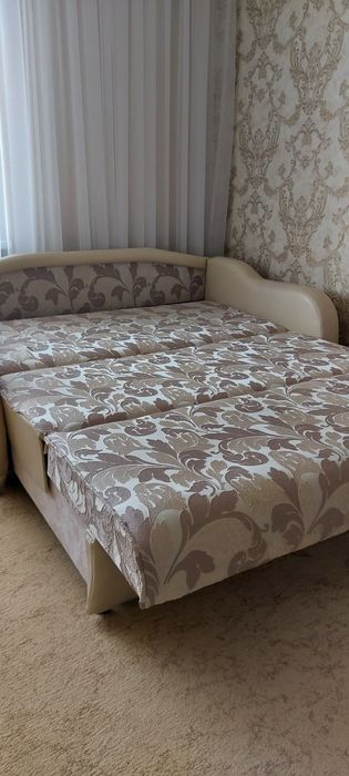 Продам раздвижной диван