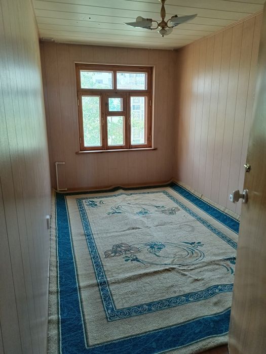 Сдается в аренду  двух комнатная на год и  дольше