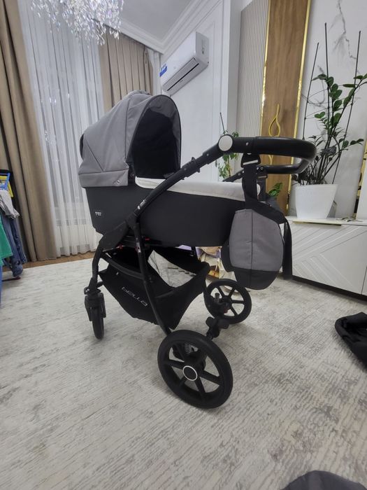 Продам детскую коляску