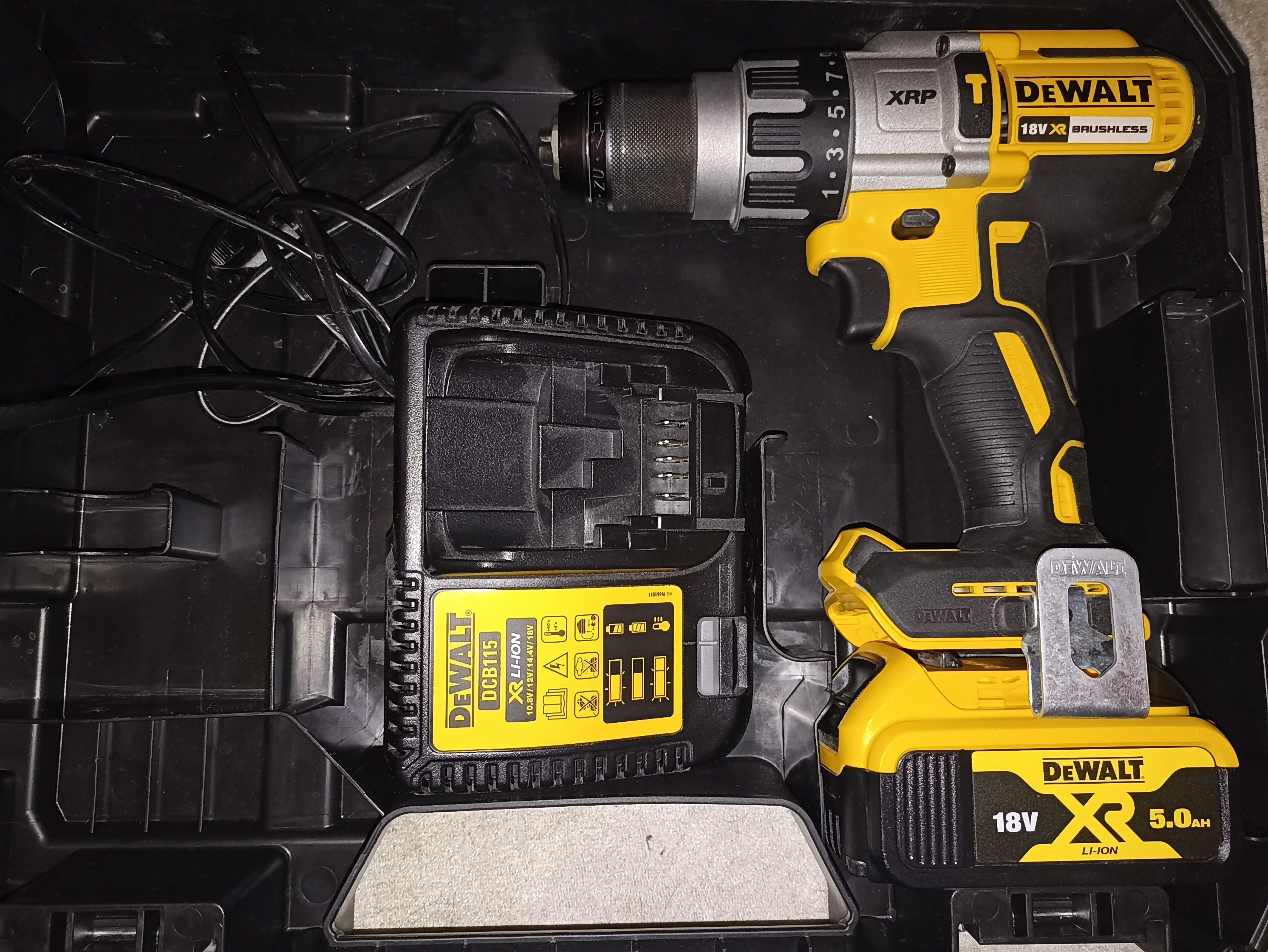Винтоверт Dewalt dcd996 с. Волуяк • OLX.bg