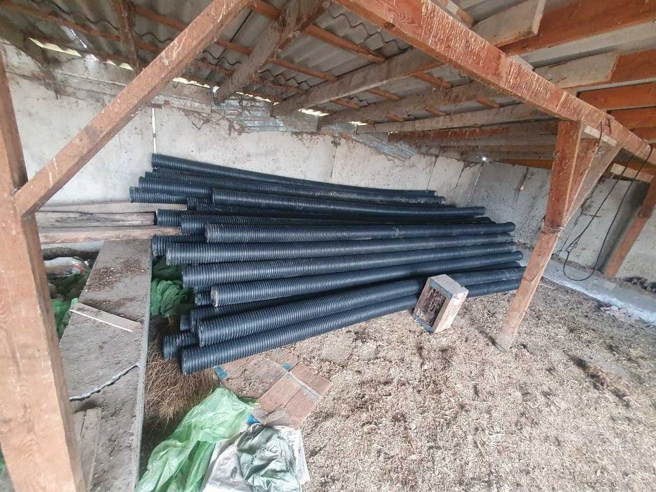 Gofra truba sotiladi 200 talik