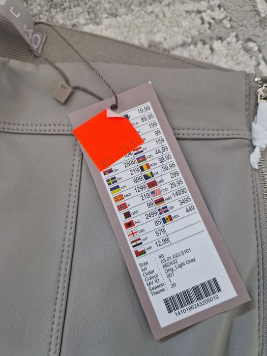 Pantaloni  dama mărimea L