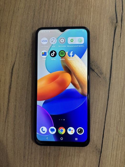 Vivo Y22  4/64 GB.