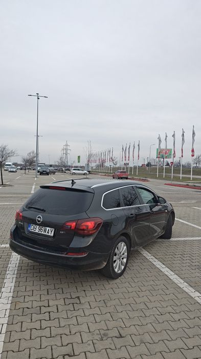 Opel Astra j Sport Tourer