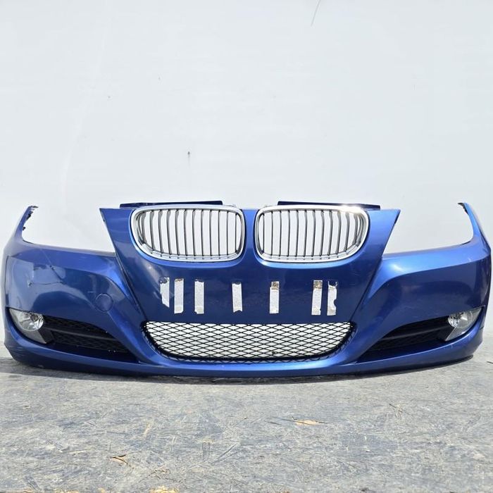 Bara fata cu proiectoare BMW Seria 3 LCI E90