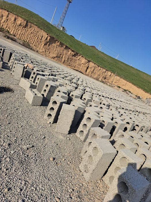 Шлакоблок стрейтелный