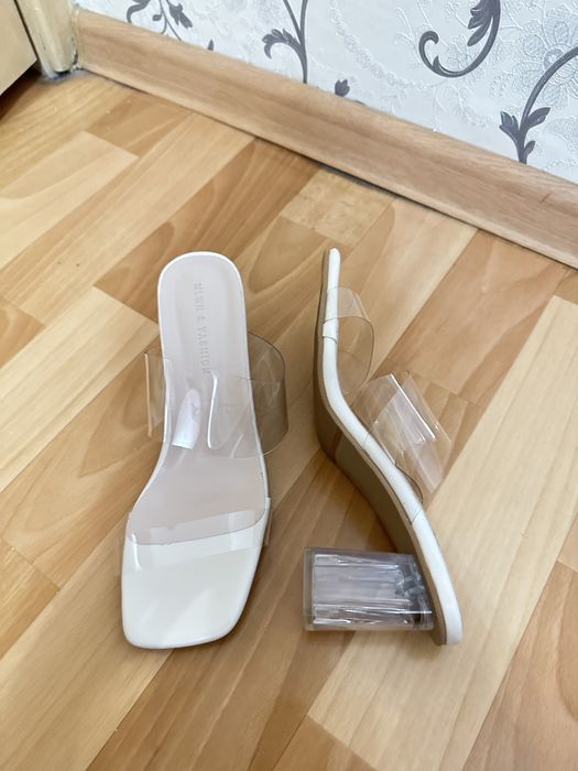 Босоножки, прозрачные