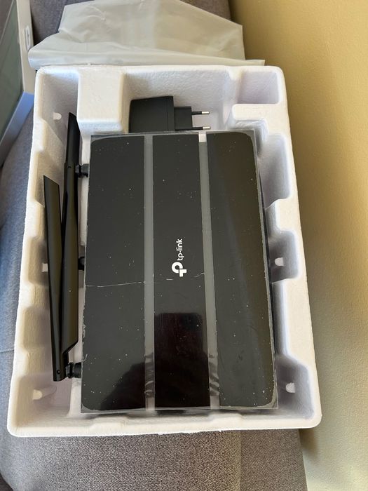 Vând router TP-Link