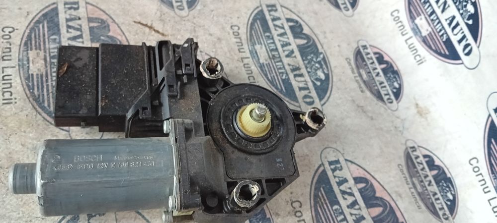 motoras macara stanga spate volkswagen golf 5 2006