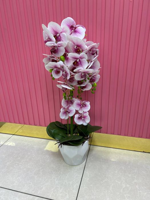 Искуственный цветы